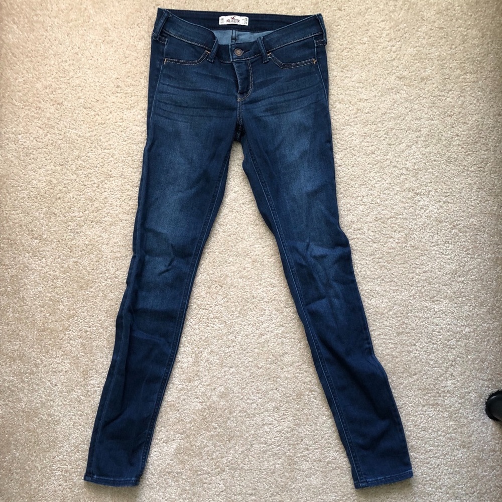 dark wash hollister jeans
